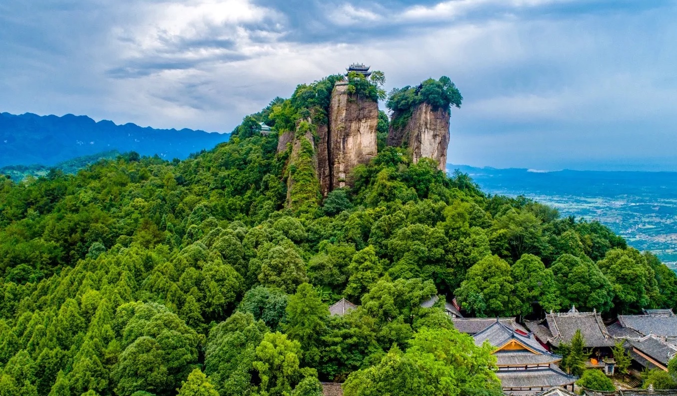 畢業(yè)旅行，親子避暑，盛夏狂歡，在這里告別炎熱，享受21.7℃的夏天！